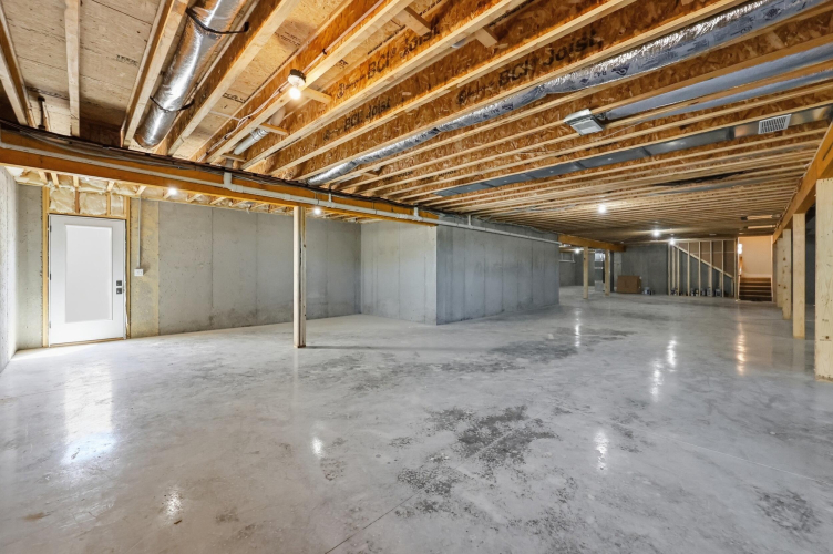 Listing Image 56