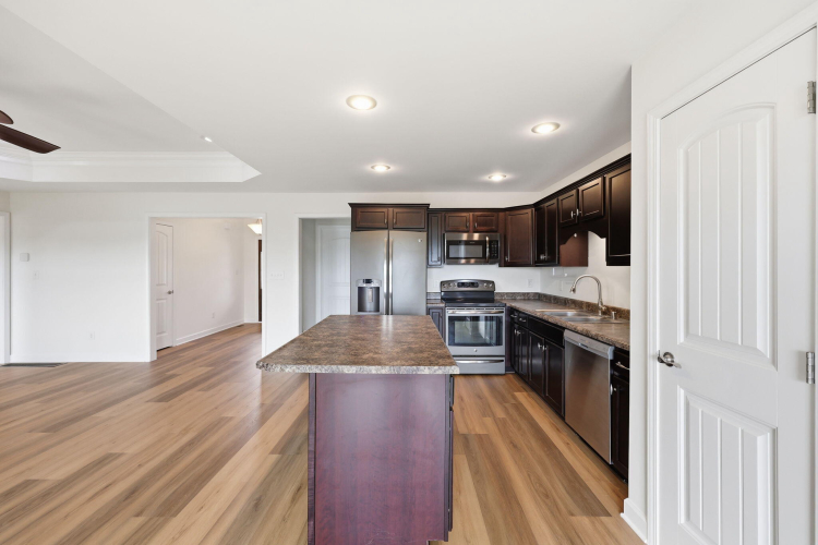 Listing Image 18