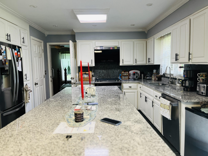 Listing Image 13