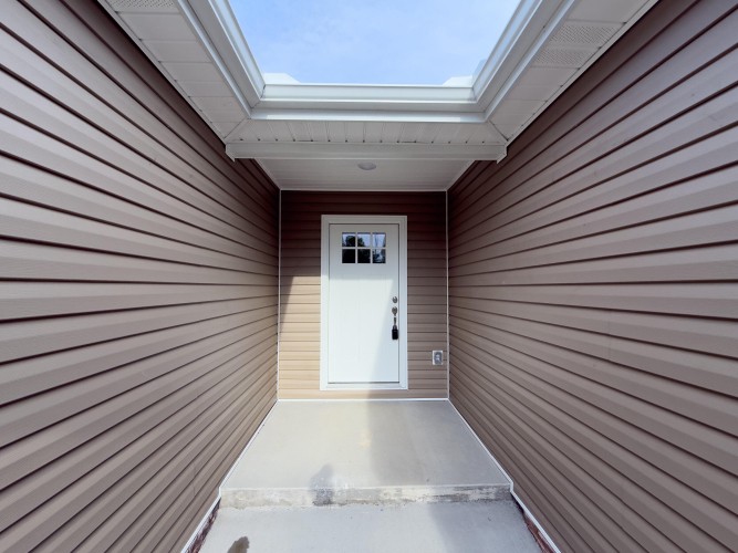 Listing Image 20