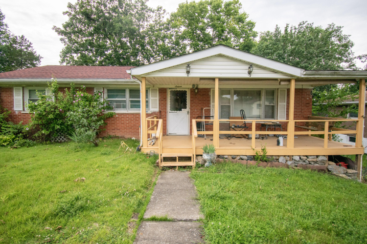 Listing Image 12