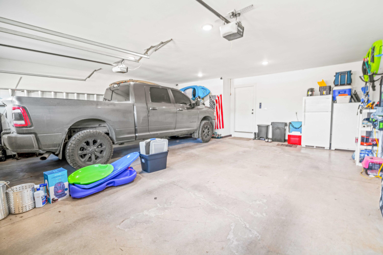 Listing Image 41