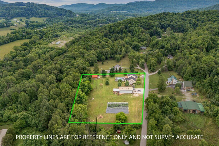 Listing Image 4