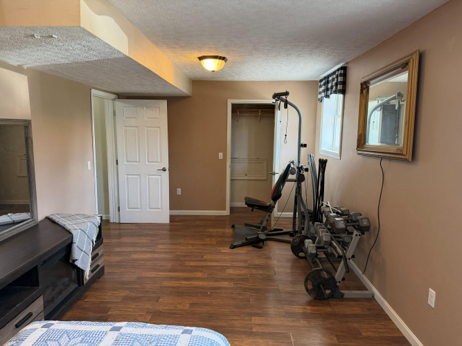 Listing Image 37