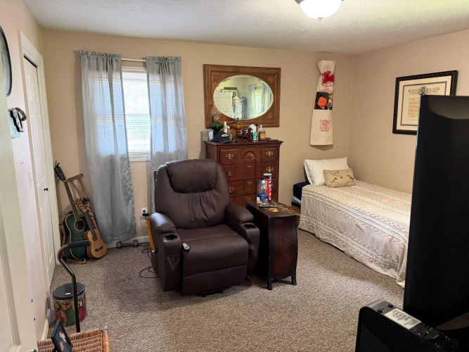 Listing Image 52