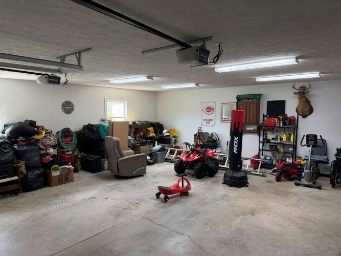 Listing Image 64