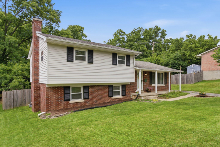 Listing Image 3
