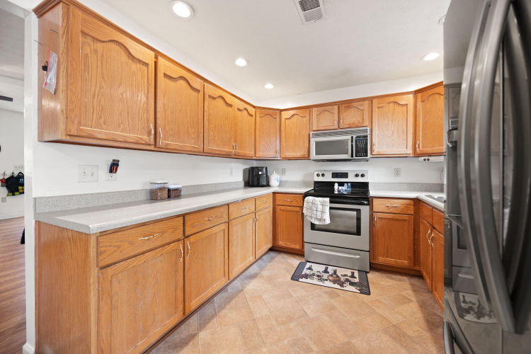 Listing Image 21