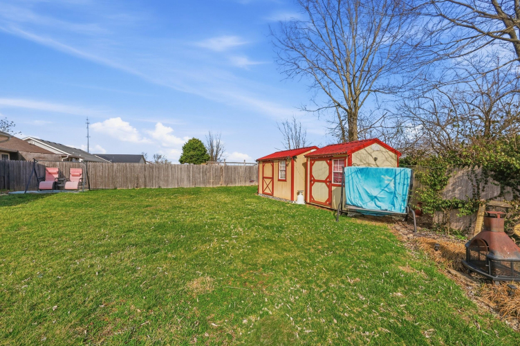 Listing Image 17
