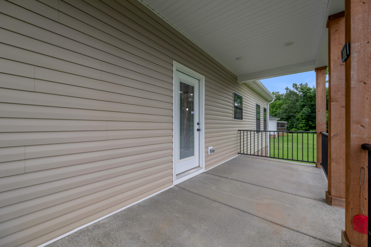 Listing Image 40