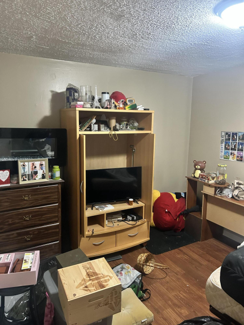 Listing Image 11