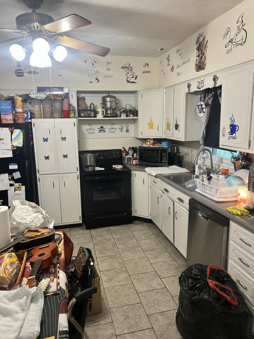 Listing Image 13