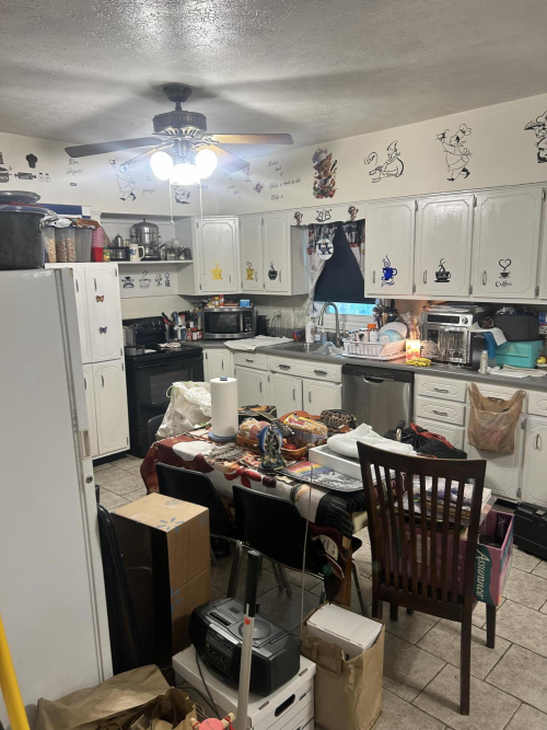 Listing Image 16
