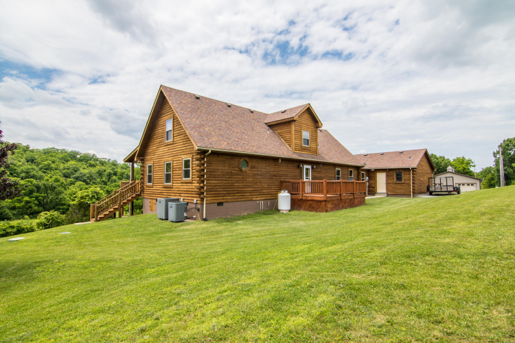 Listing Image 6