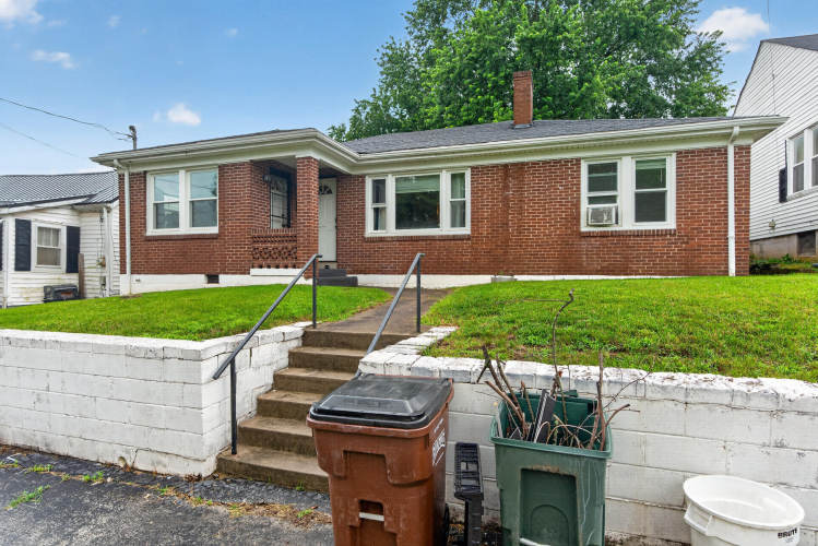 Listing Image 26