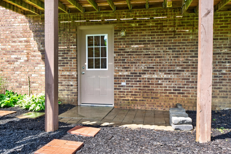 Listing Image 44