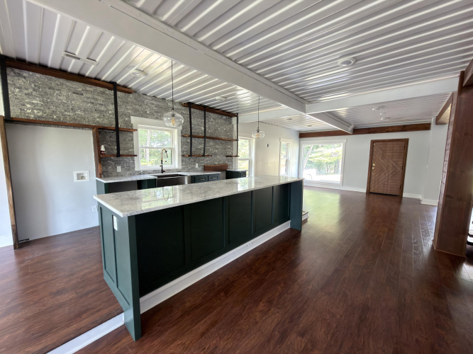 Listing Image 41