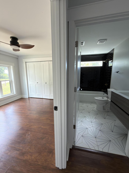 Listing Image 53
