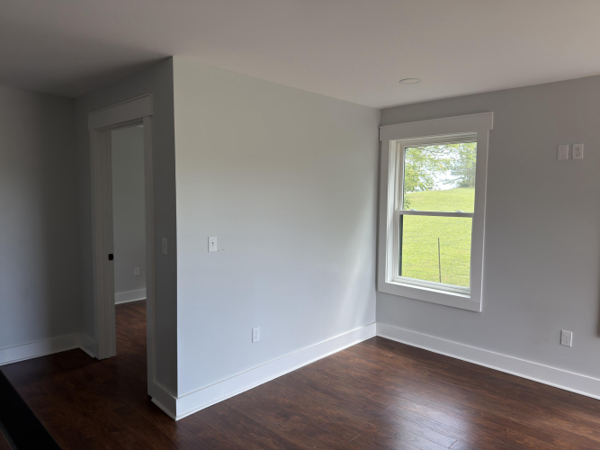 Listing Image 64