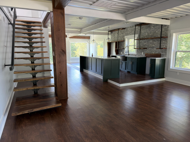 Listing Image 9