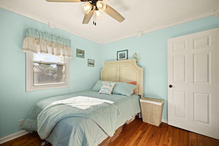 Listing Image 23