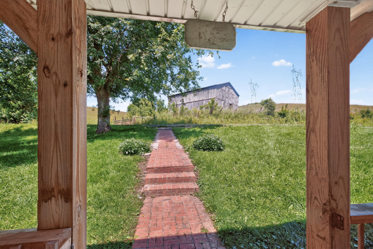Listing Image 19