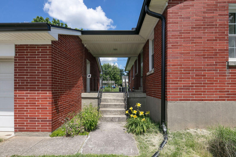 Listing Image 33