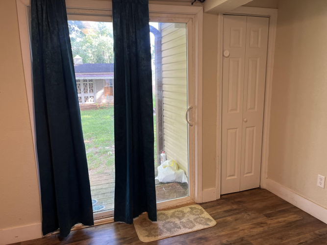 Listing Image 28