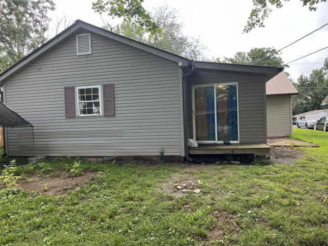 Listing Image 8