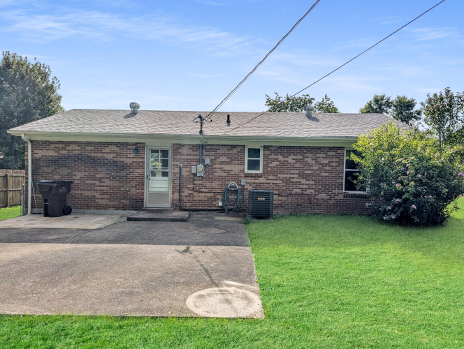 Listing Image 19
