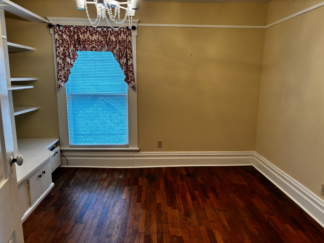 Listing Image 28