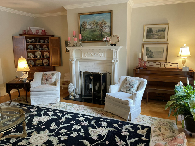 Listing Image 5