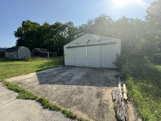 Listing Image 41