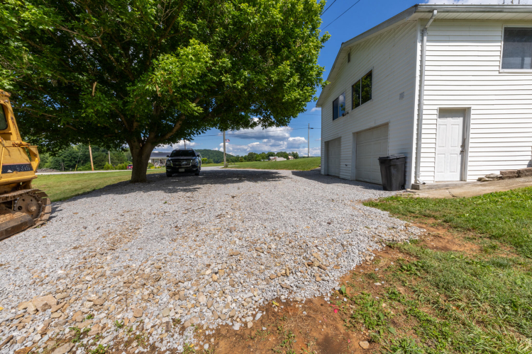 Listing Image 40