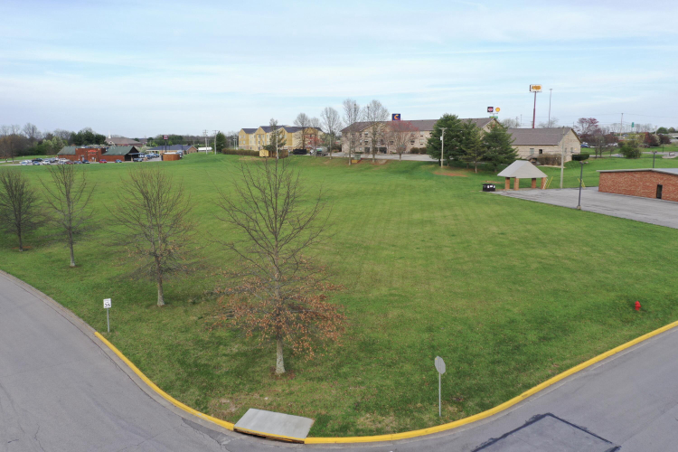 Listing Image 17