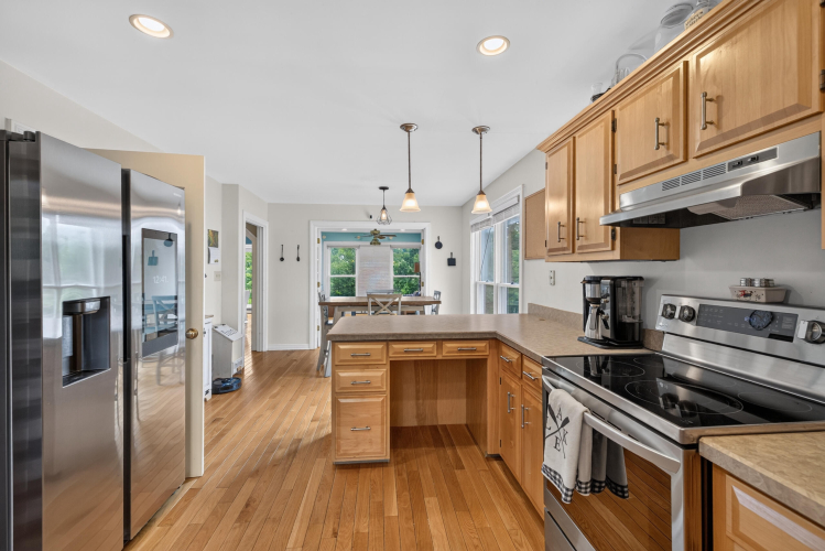 Listing Image 18
