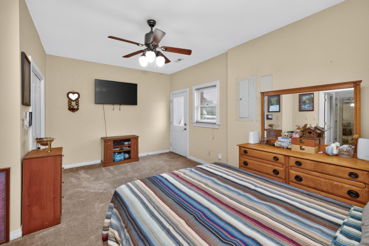 Listing Image 39