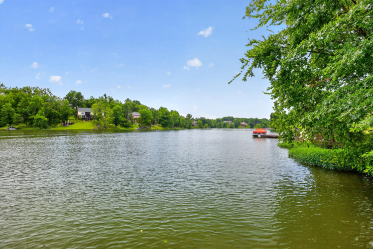 Listing Image 59