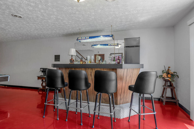 Listing Image 59