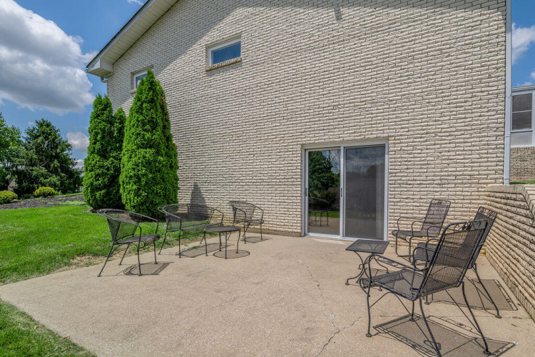 Listing Image 73