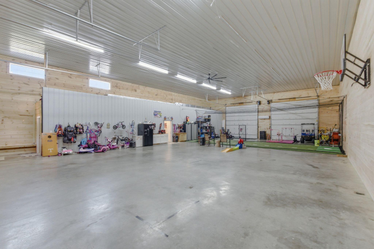 Listing Image 39