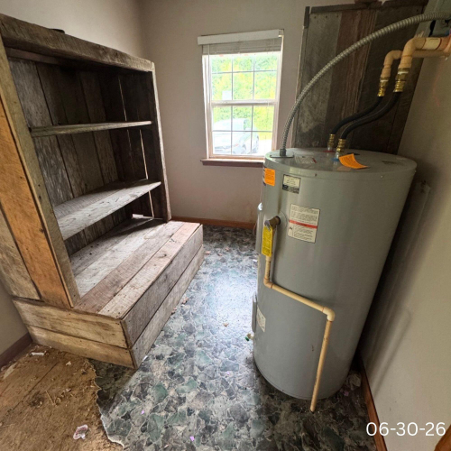Listing Image 8
