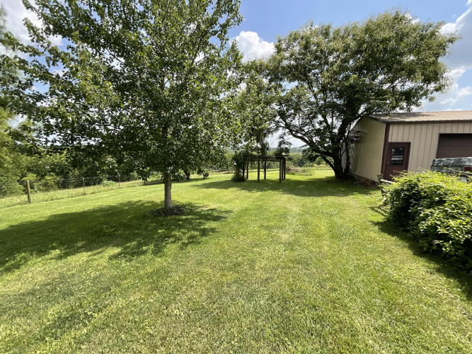 Listing Image 46