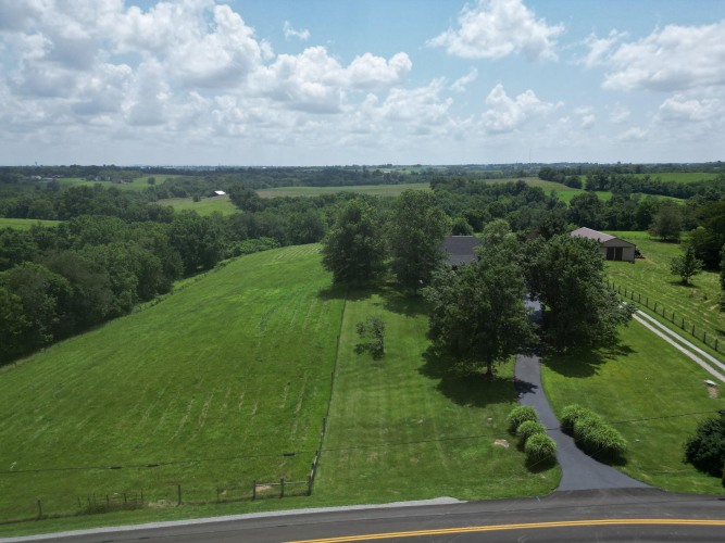 Listing Image 73
