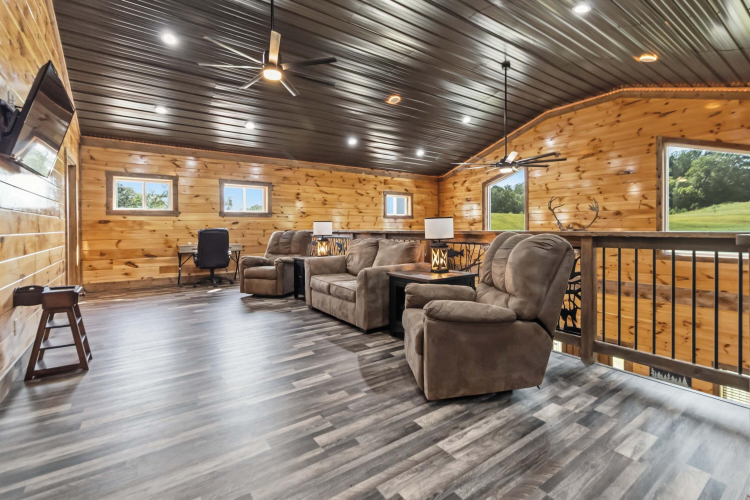 Listing Image 121
