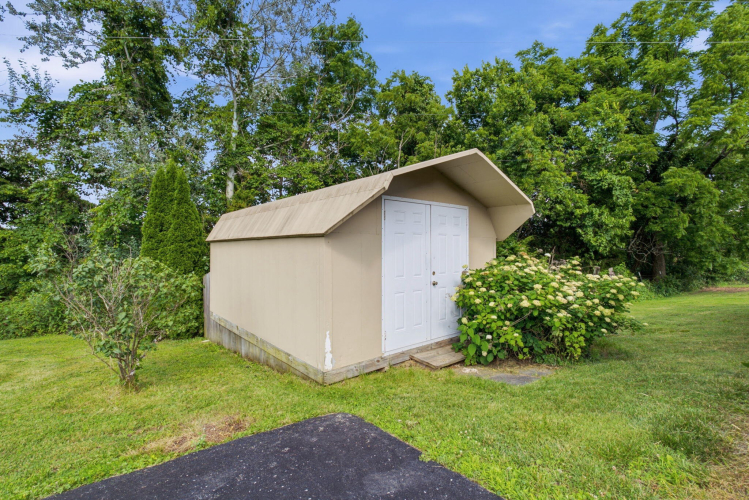 Listing Image 48