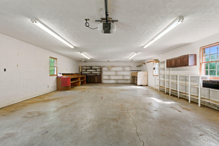 Listing Image 51