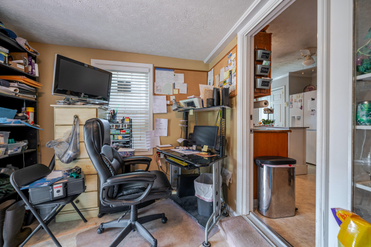 Listing Image 20
