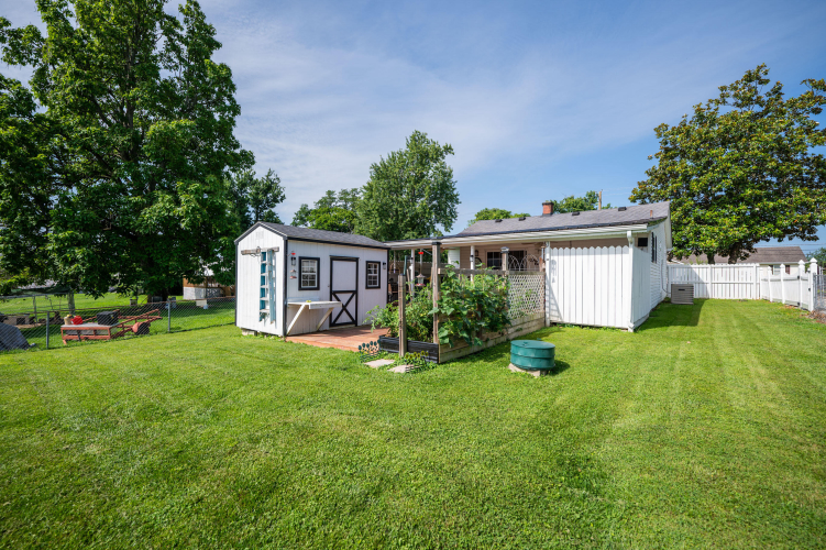 Listing Image 27