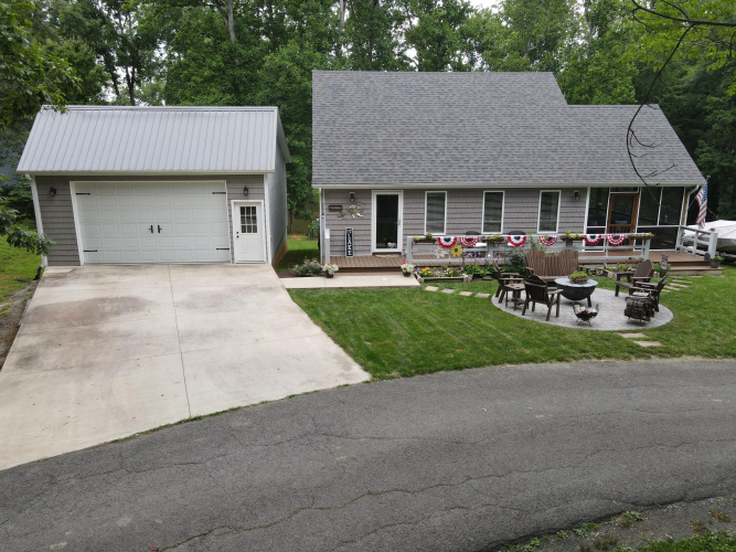 Listing Image 8